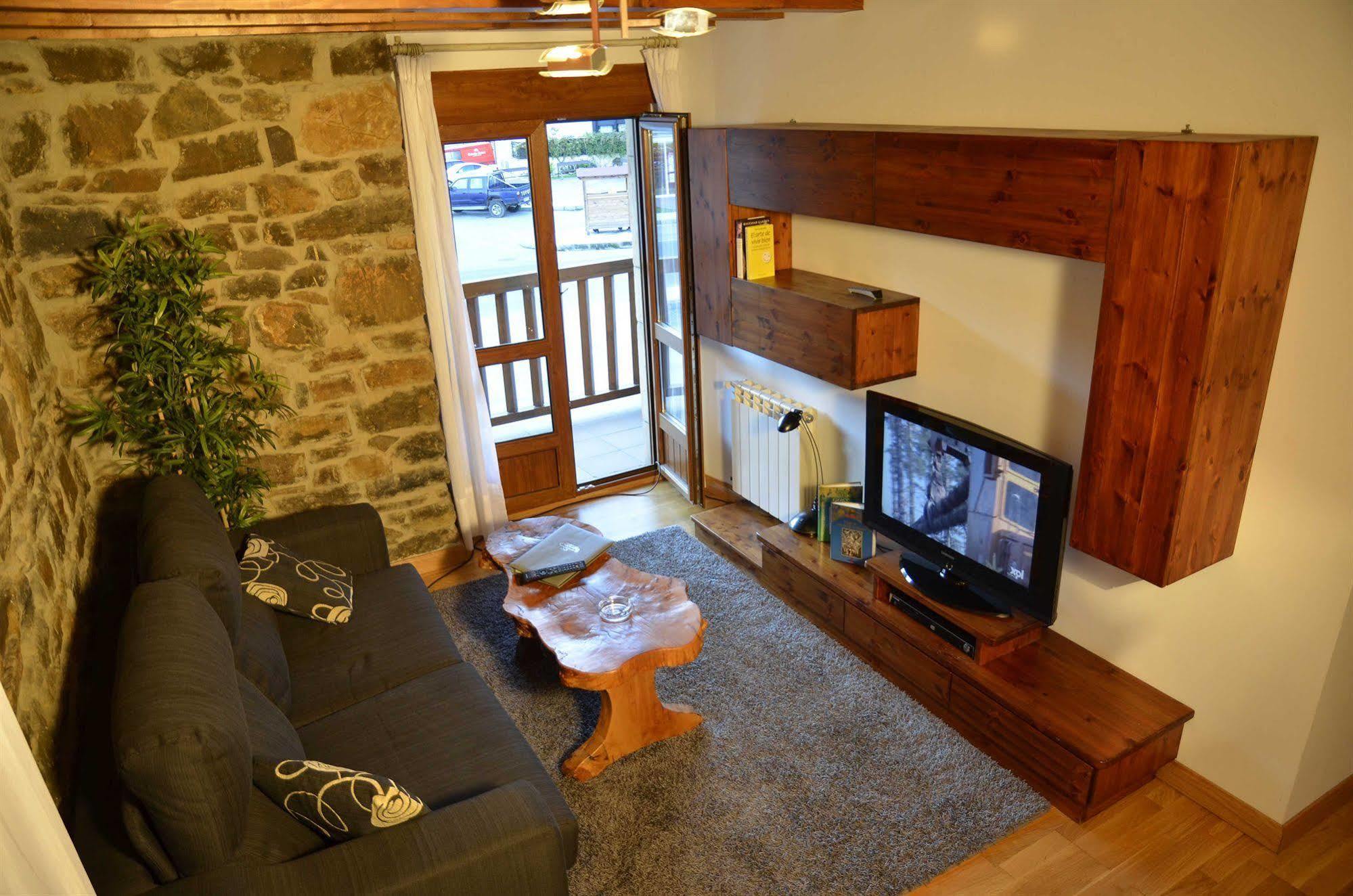 Apartamentos Spa Cantabria Infinita Cillorigo de Liebana Exterior foto