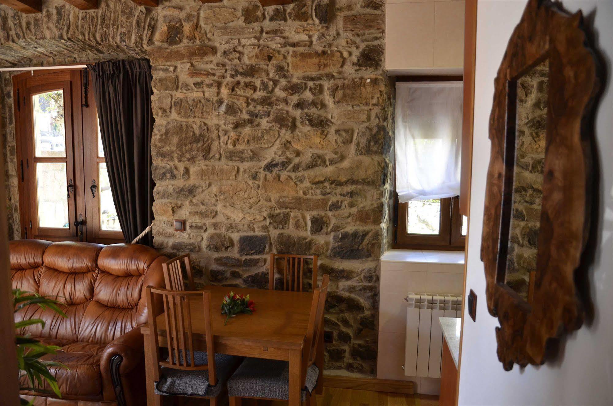 Apartamentos Spa Cantabria Infinita Cillorigo de Liebana Exterior foto