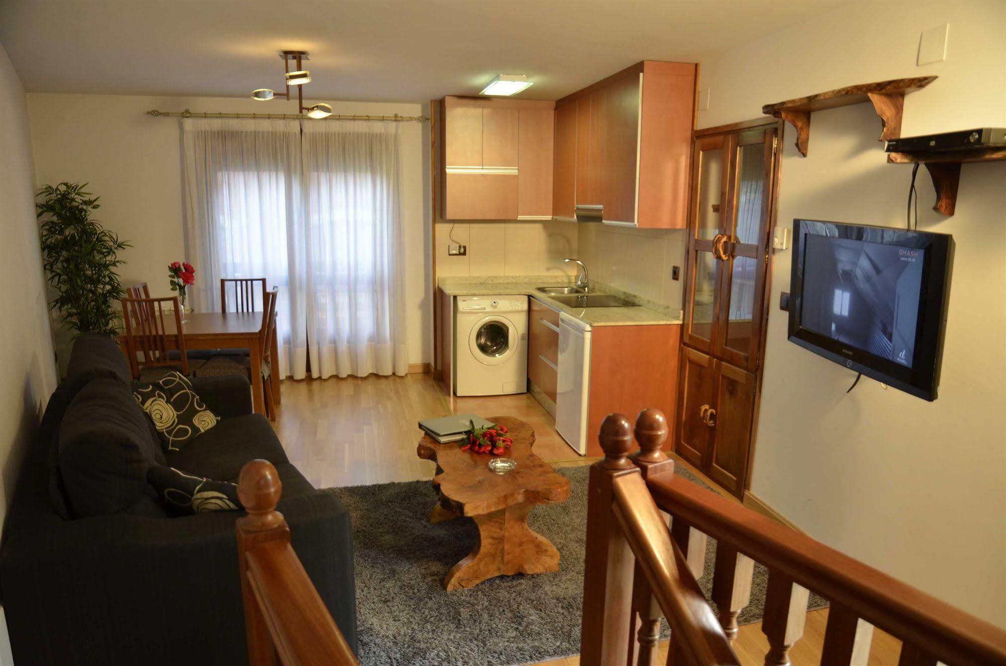 Apartamentos Spa Cantabria Infinita Cillorigo de Liebana Exterior foto